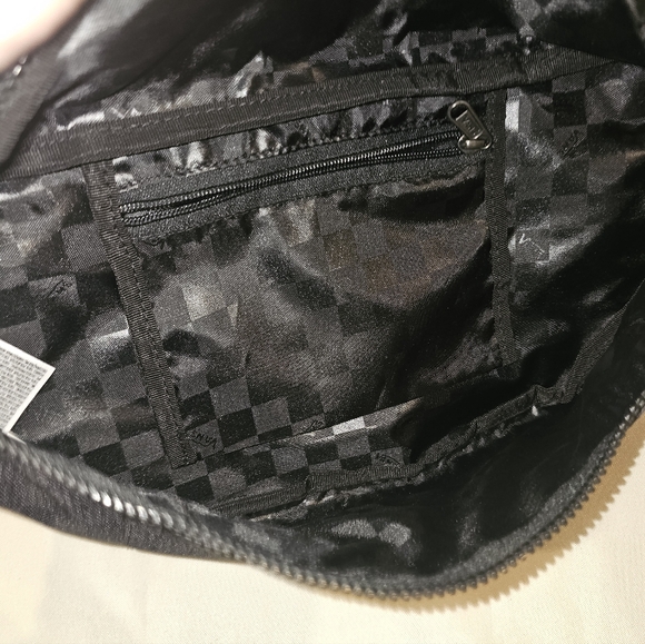 Vans Men's Black Checkered Belt Bag - Picture 4 of 5